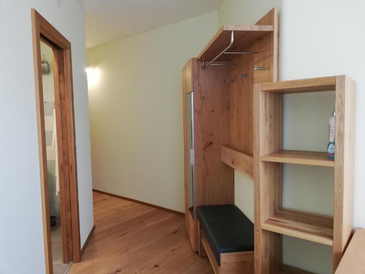 Hotel Haus Monti Maria Lanzendorf Zewnętrze zdjęcie