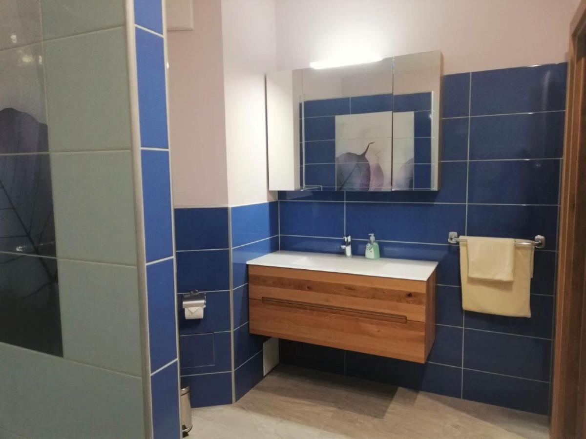 Hotel Haus Monti Maria Lanzendorf Zewnętrze zdjęcie