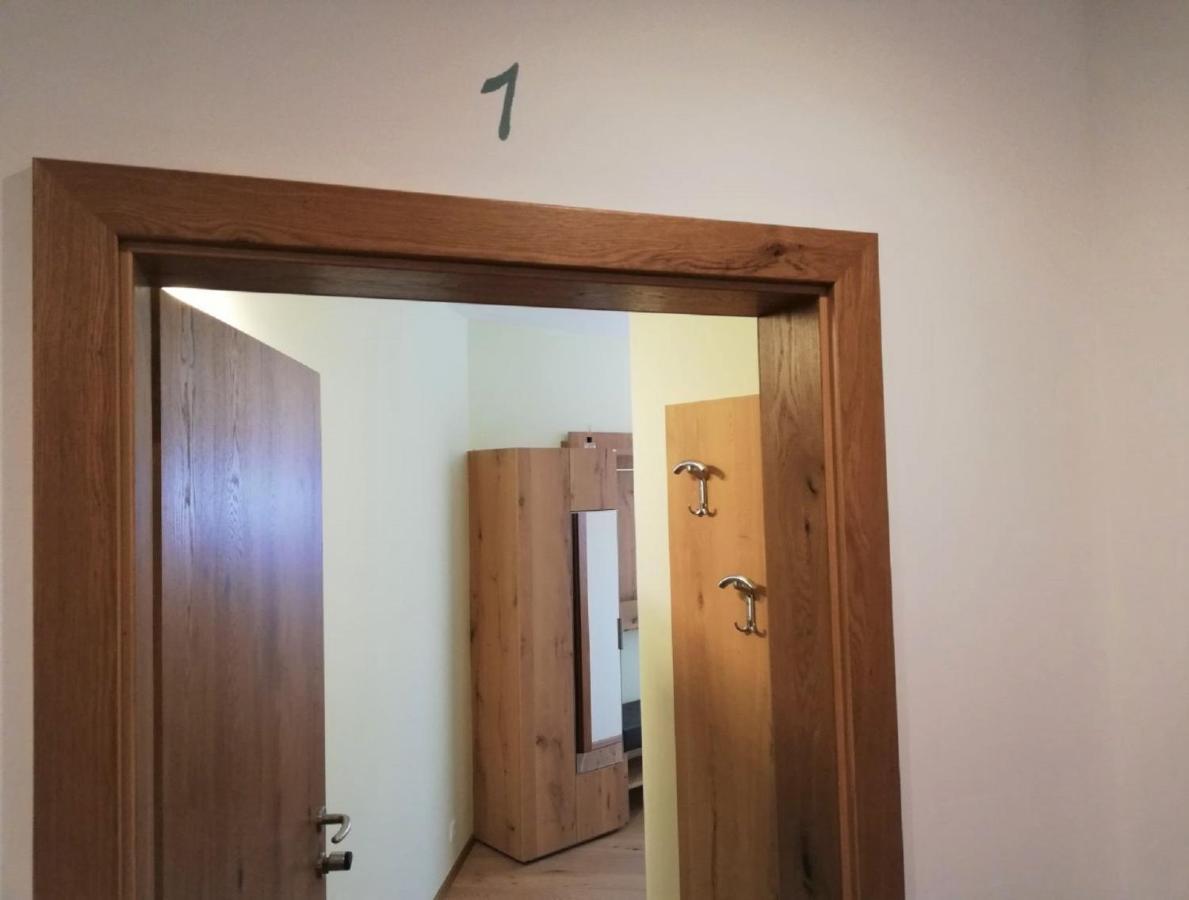 Hotel Haus Monti Maria Lanzendorf Zewnętrze zdjęcie